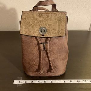 Liz Soto Abby 3303 convertible backpack/cross-body